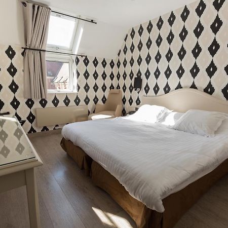 Cit'Hotel - Hotel Le Cedre Нуайон Экстерьер фото